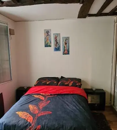 Apartment Cozy Heart Of Paris, 3 Mins Louvre Paris